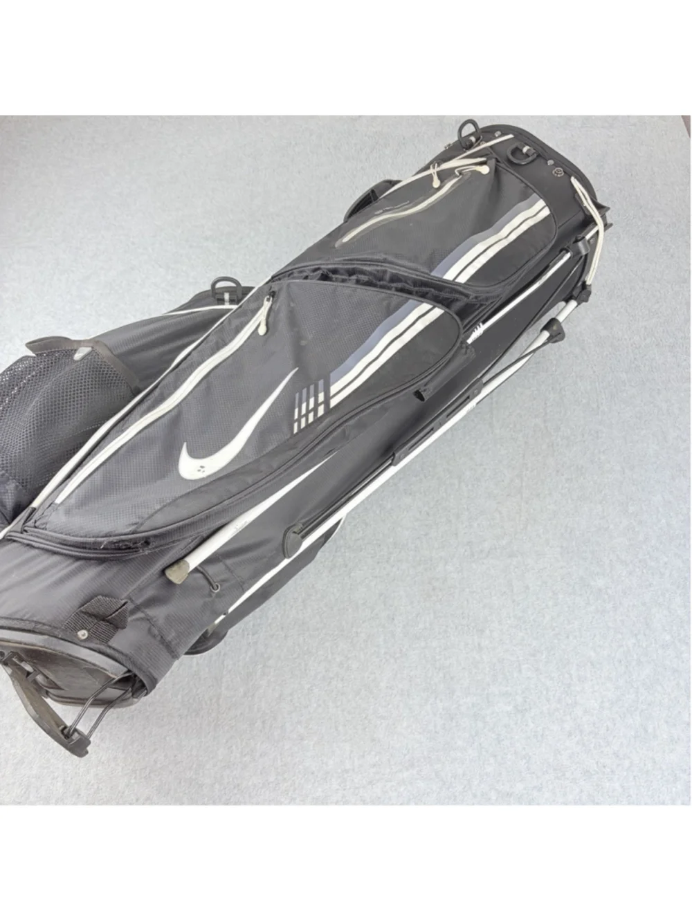 NIKE Xtreme Sport IV Golf Stand Carry Bag Black White 8-Way Dual Strap